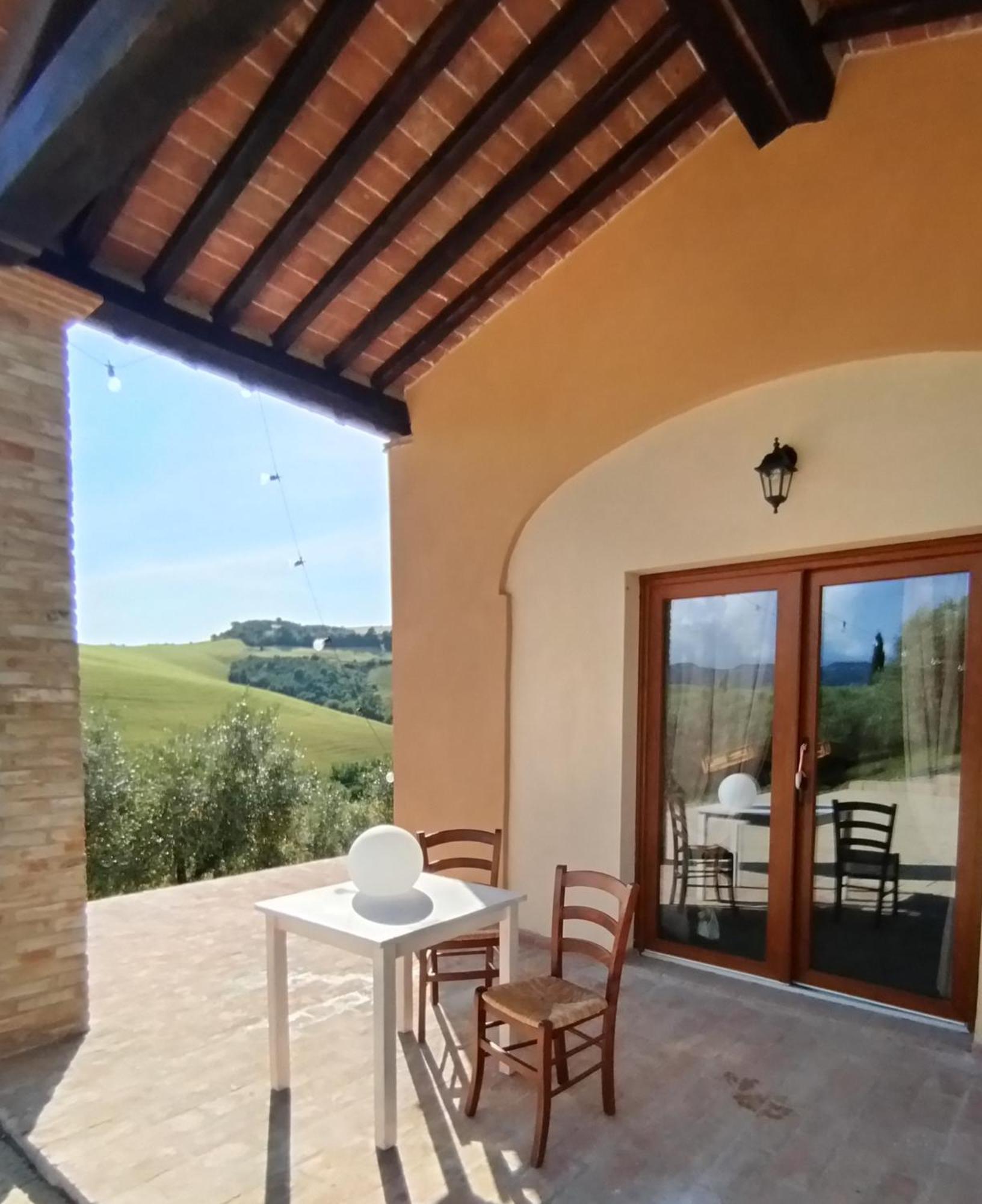 Agriturismo Podere Campaini โวลแตร์รา ภายนอก รูปภาพ