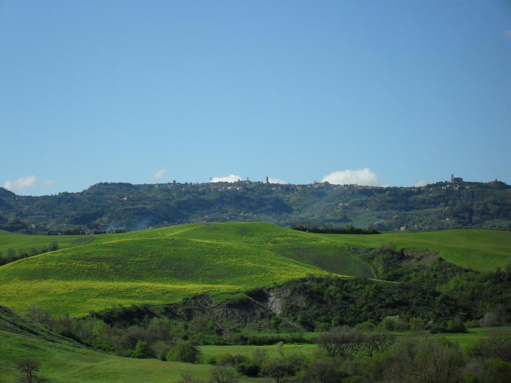 Agriturismo Podere Campaini โวลแตร์รา ภายนอก รูปภาพ