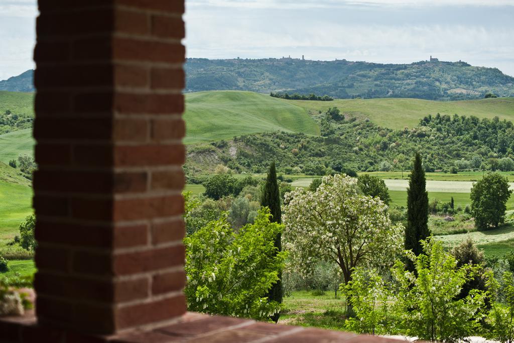 Agriturismo Podere Campaini โวลแตร์รา ภายนอก รูปภาพ