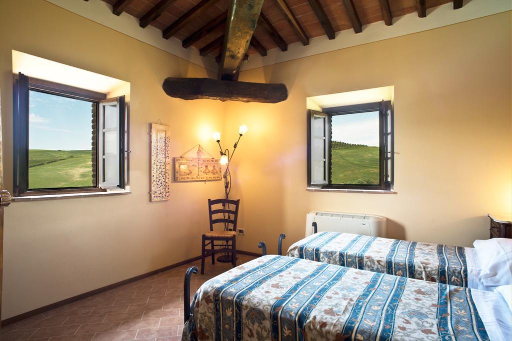Agriturismo Podere Campaini โวลแตร์รา ภายนอก รูปภาพ