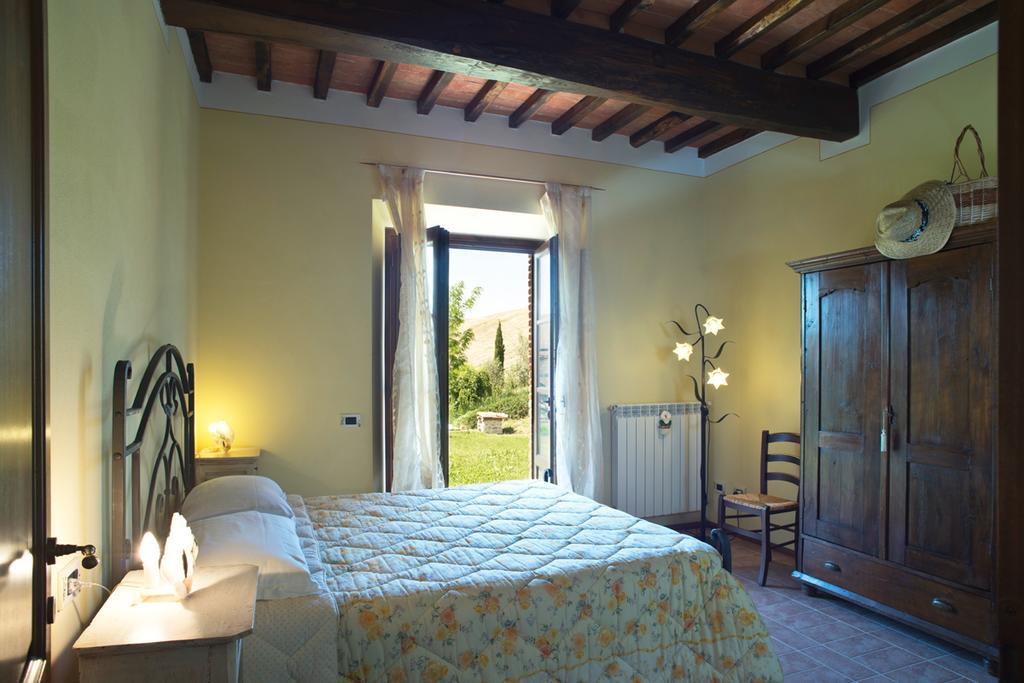 Agriturismo Podere Campaini โวลแตร์รา ภายนอก รูปภาพ