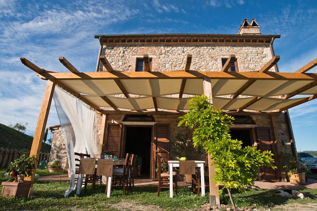 Agriturismo Podere Campaini โวลแตร์รา ภายนอก รูปภาพ